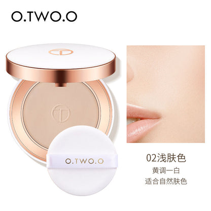 O.Two.O Matte Silky & Moisturizing Setting Powder